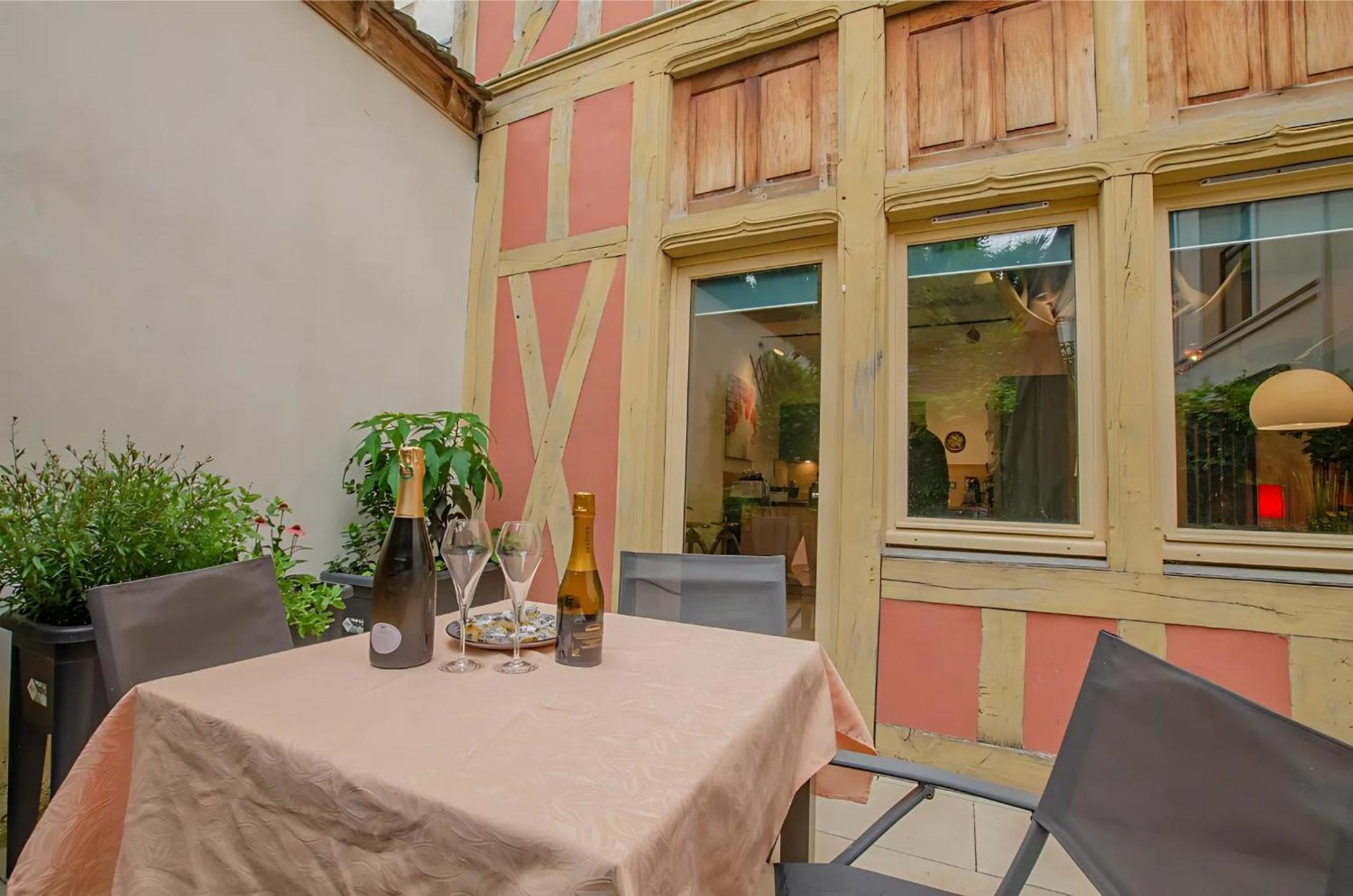 Superbe Appartement Au Coeur De Troyes Buitenkant foto
